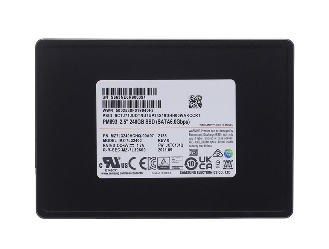 Samsung PM893 MZ7L3240HCHQ-00A07 - SSD - 240 GB - SATA 6Gb/s Brand New